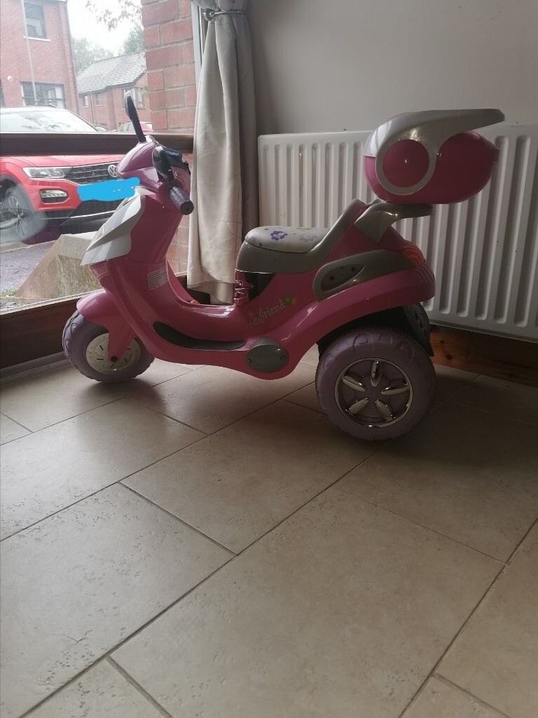 smyths electric scooter